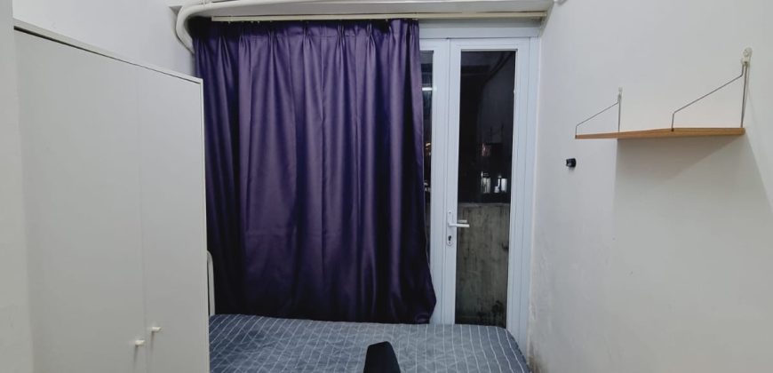 西營盤屈地大廈 WhittyStreetCourt